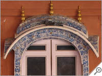 Delft Blue tiles in Bikaner Fort