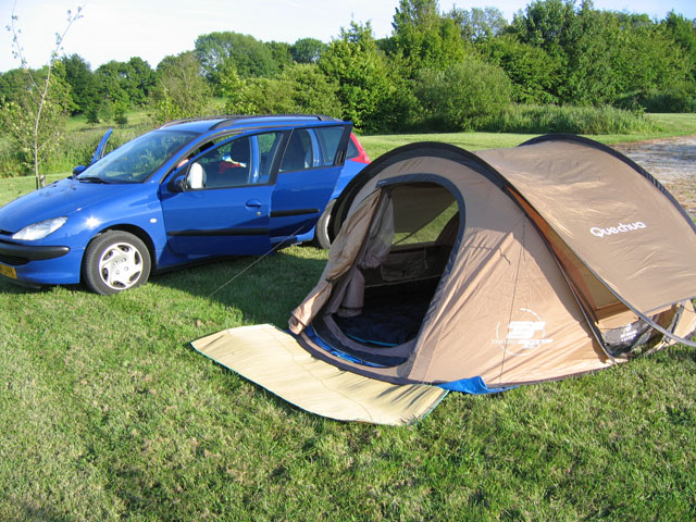 quechua 3 second tent