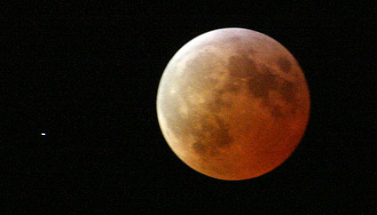 Total Lunar Eclipse from Leiden, the Netherlands - Stage 4