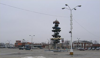 Spindle of cars in Berwyn, Illinois