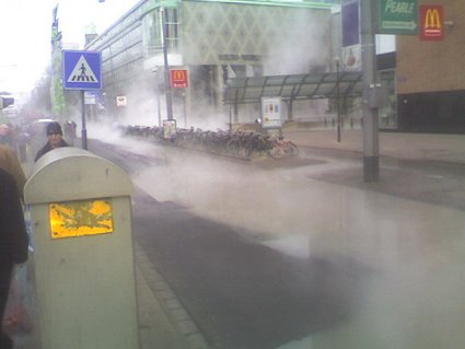 Rotterdam boiling water flood 3